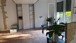  Appartement à louer 1 pièce 40 m²