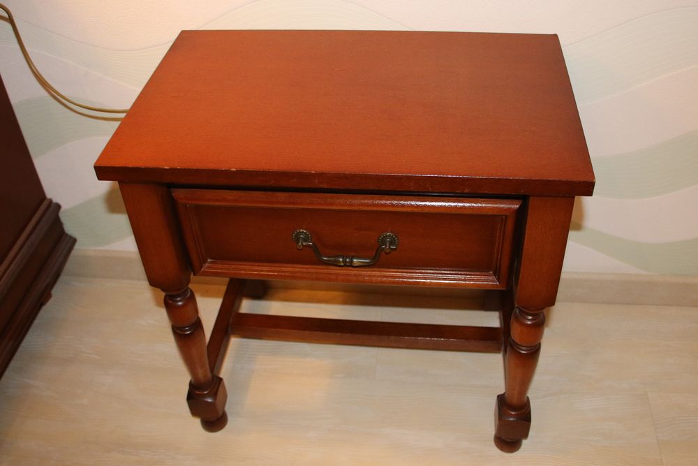 commode + 2 chevets Meubles
