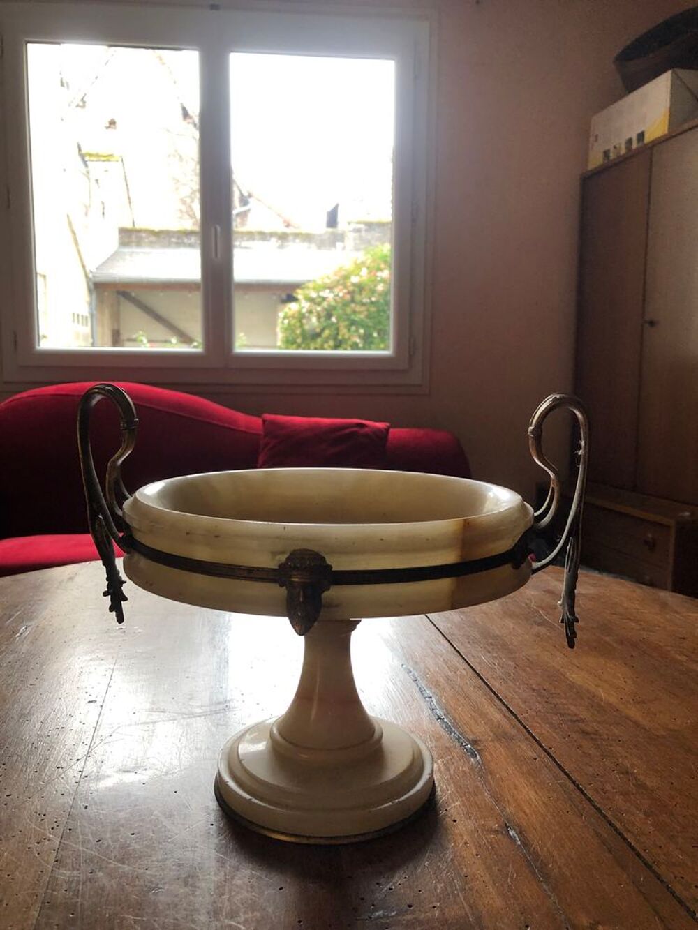 coupe en marbre avec laiton Décoration