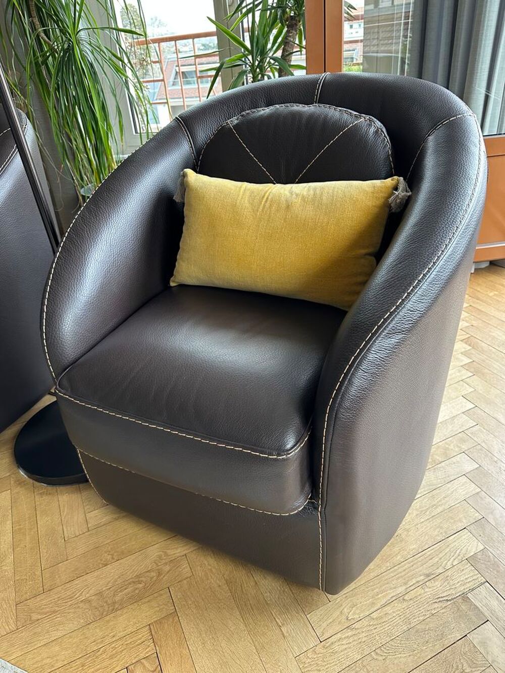 Ensemble canap&eacute; + deux fauteuils Meubles