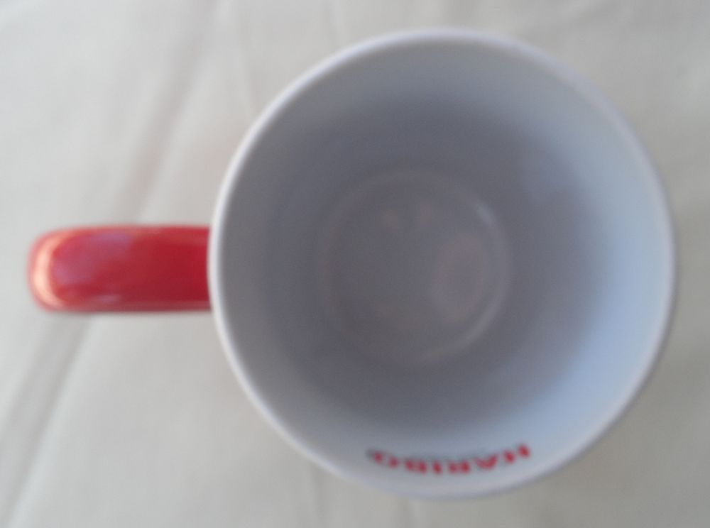 Mug Haribo Tagada Forever rouge neuf vintage jamais utilis&eacute;
Cuisine