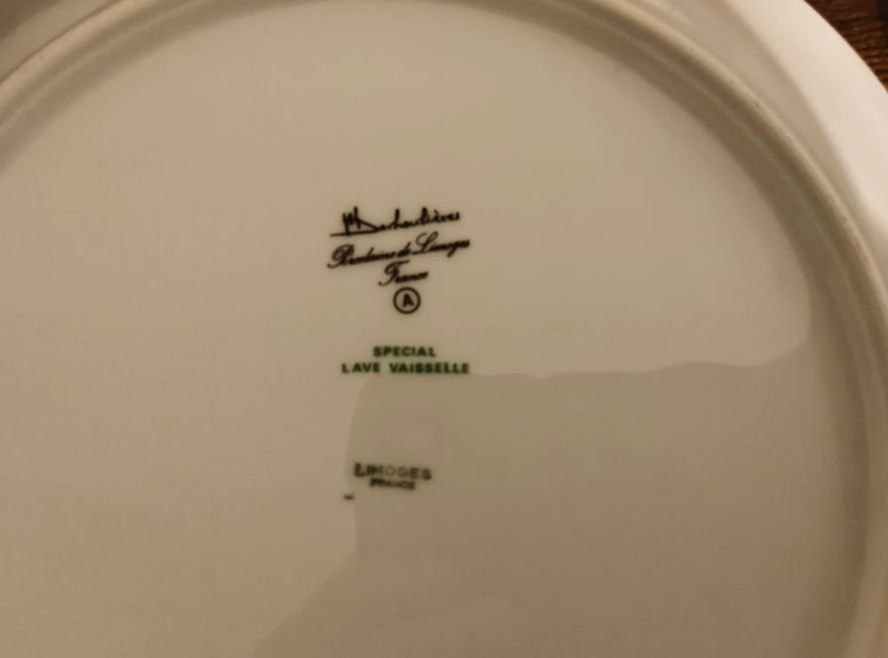 Service de table complet porcelaine de Limoges "Deshoulieres Décoration
