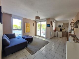  Appartement à louer 2 pièces 37 m²