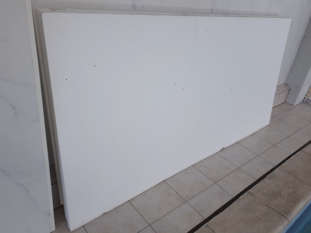 8 Plaques en polystyr&egrave;ne expans&eacute; neuves Bricolage
