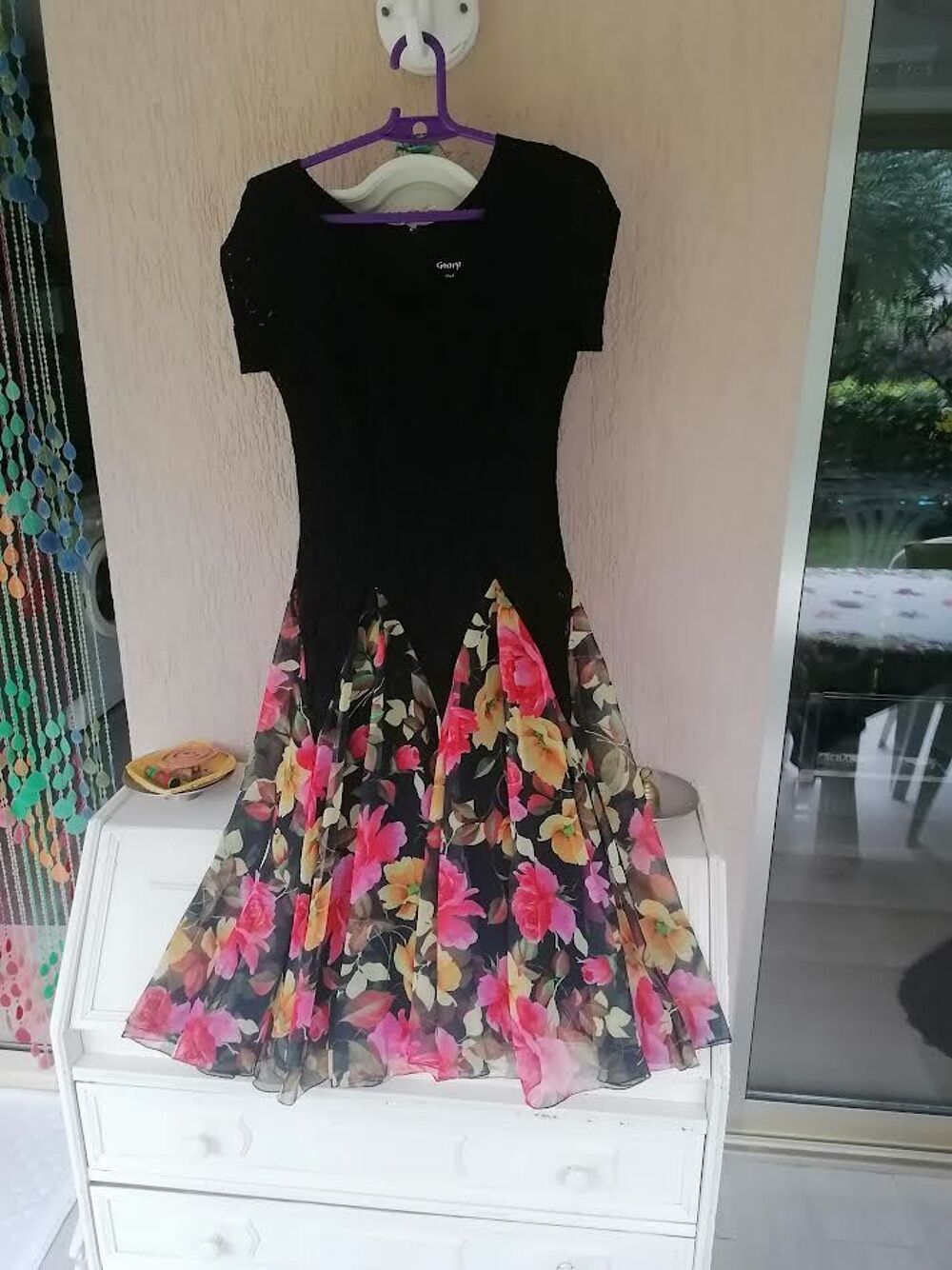robe en &eacute;tat parfait Vêtements