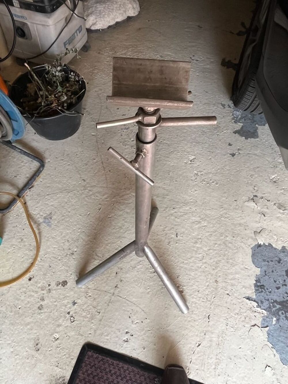   SERVANTE à cintrer 