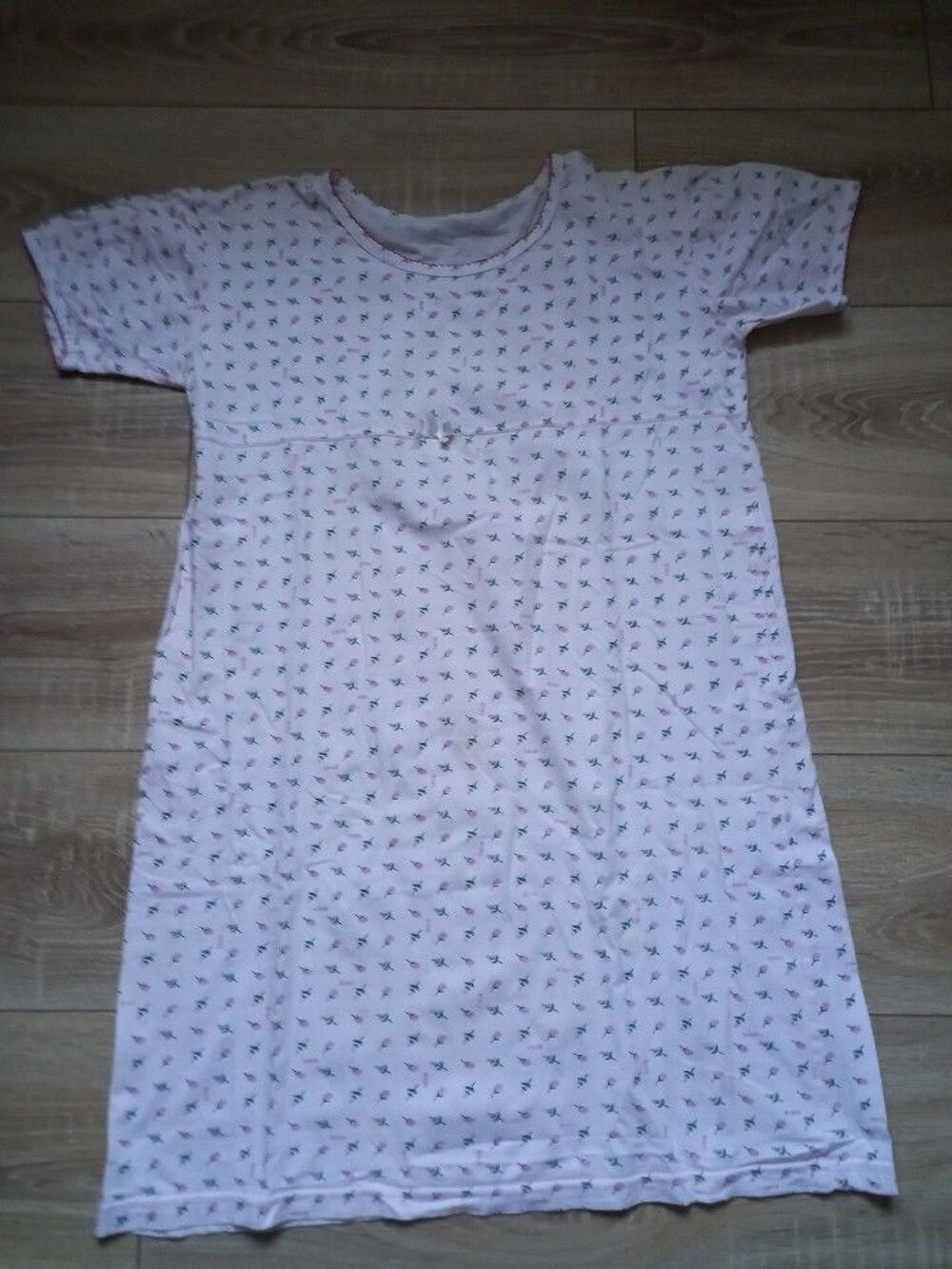 Chemise de nuit manches courtes rose taille 44 Vêtements
