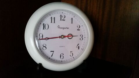 Pendule murale quartz 10 Paris 13 (75)