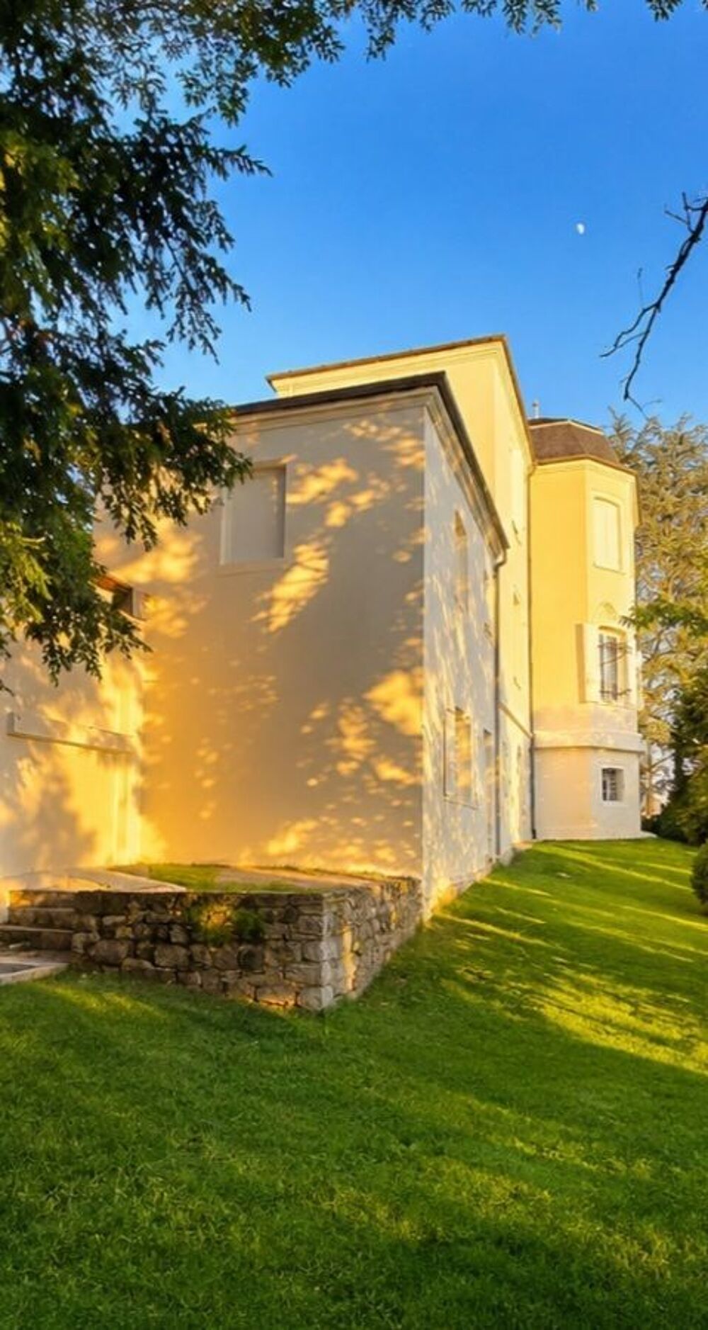 Vente Maison Maison de caractère 190 m2 avec garage. Centre ville à    pied Cahors