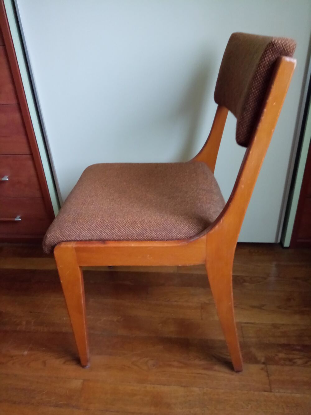 chaises bois et tissu Meubles