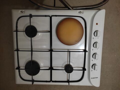 Plaque de cuisson mixte Ariston TBE 35 Cormontreuil (51)