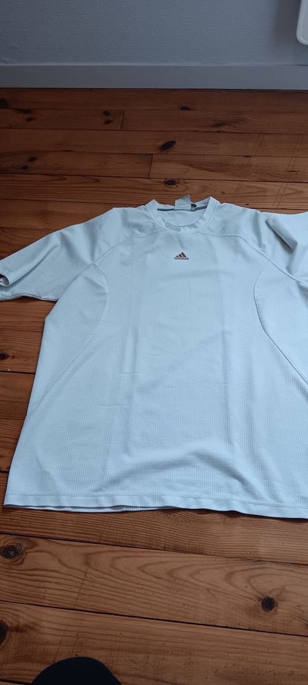 Lot t shirt homme et pantacourt homme Vêtements