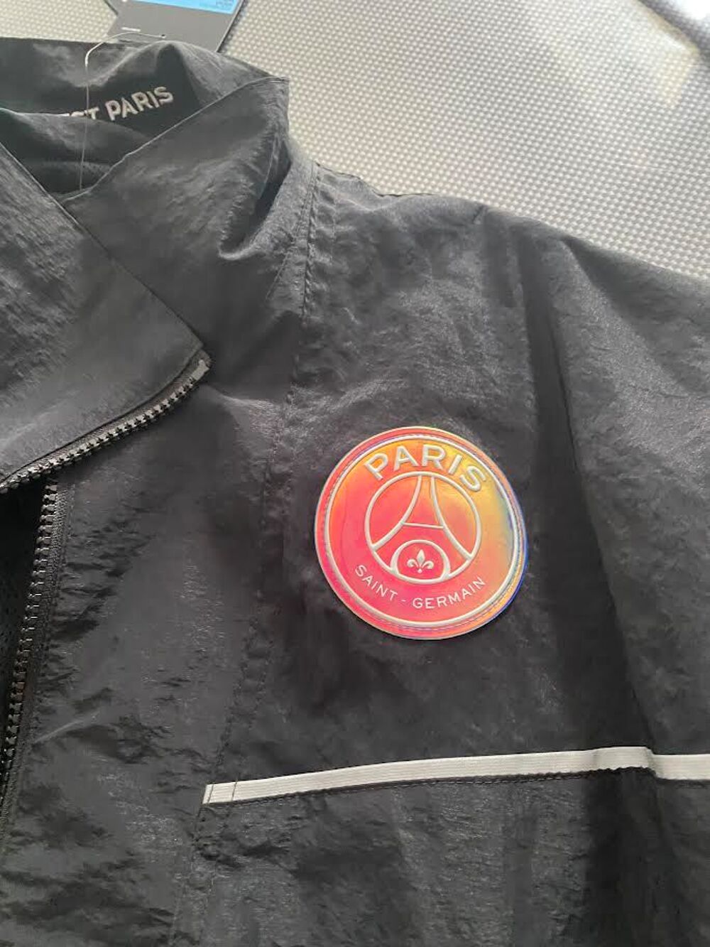 Veste Nike Jordan PSG &eacute;dition limit&eacute;e Vêtements