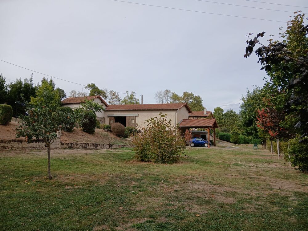 Vente Ferme Corps de ferme à saisir Chambost-longessaigne