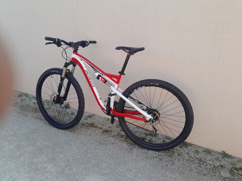 VTT HOMME DE LA MARQUE SPECIALIZED CAMBER LITE 890 Montlimar (26)