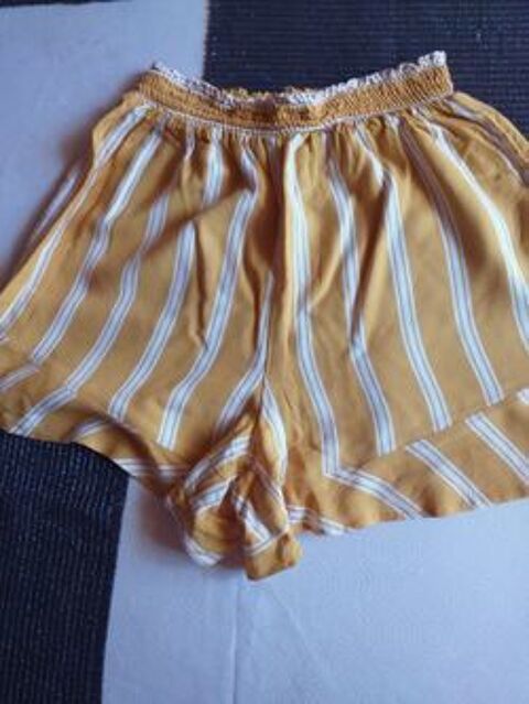 SHORT FLUIDE FEMME TAILLE 36 KIABI 1 Chaumont (52)