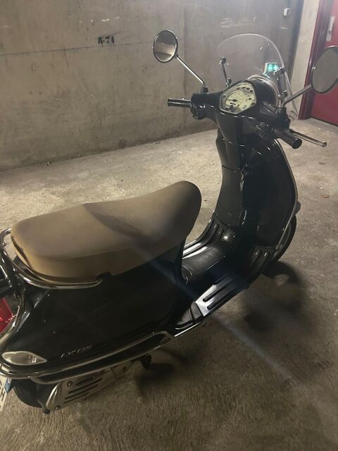 Scooter VESPA 2009 occasion Bordeaux 33000