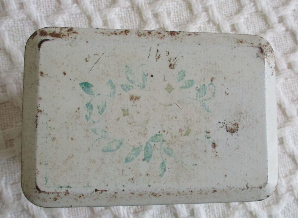 LOT 2 BOITES A SUCRE METAL ANCIENNES 