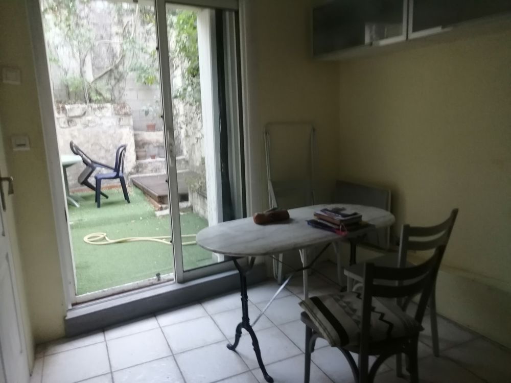 Location Appartement maison meublée T3 intramuros avignon Avignon