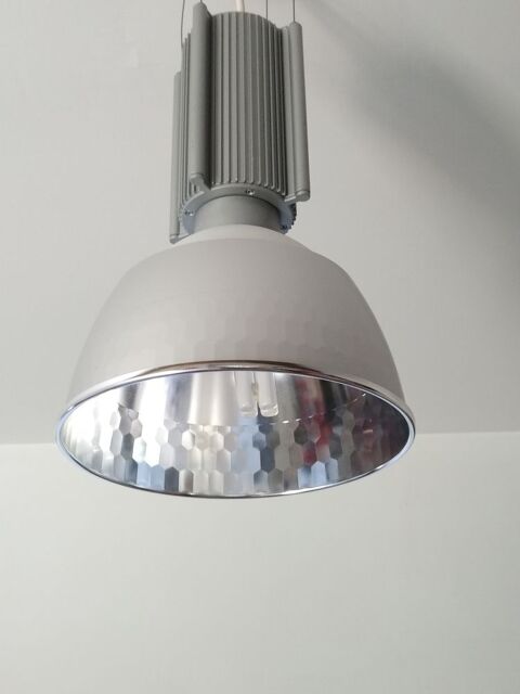 4 Suspensions industrielles 80 Vailhauqus (34)
