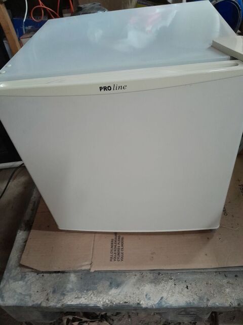 r�frig�rateur  46 litres  55 P�ronnas (01)