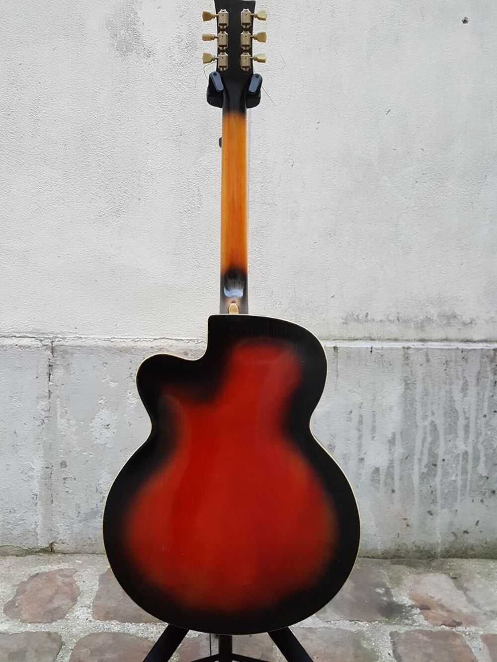 Guitare Jazz tres rare Instruments de musique