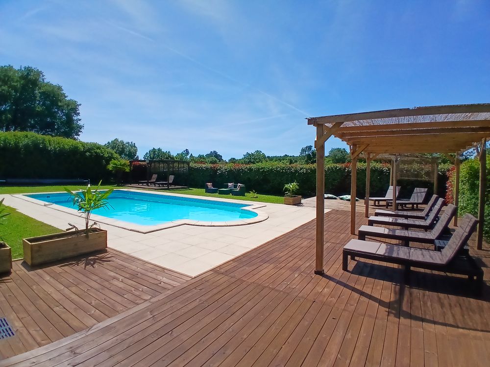 Vente Maison Maison Principale et ses 3 Gîtes Brux