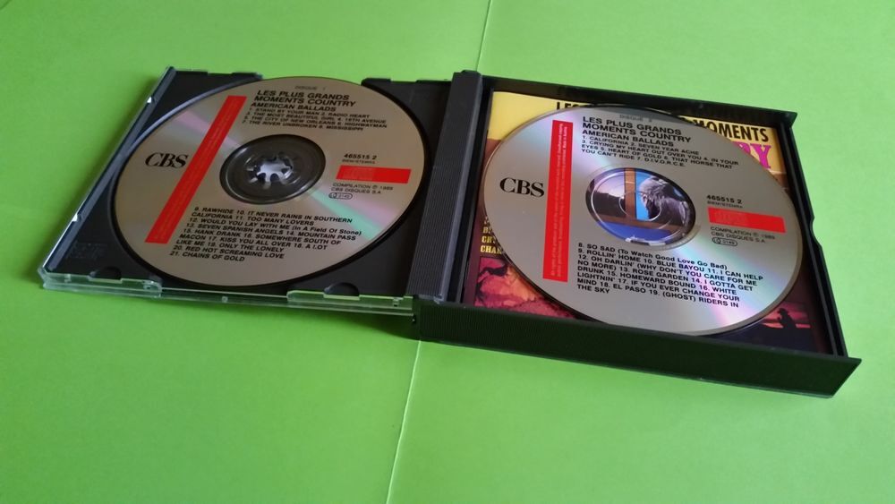 LES PLUS GRANDS MOMENTS COUNTRY CD CD et vinyles