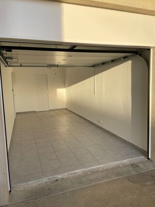  Parking / Garage � louer 15 m�