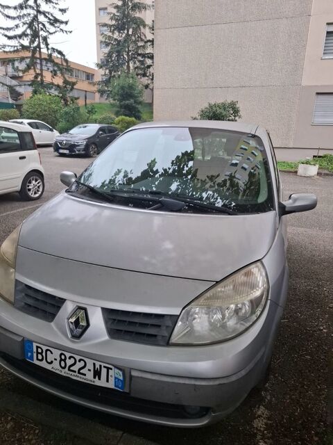 Renault scenic ii Scenic 1.9 dCi 120 Confort Authentique