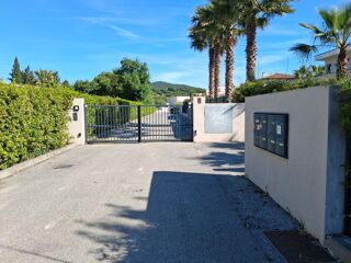  Villa à vendre 215 m²