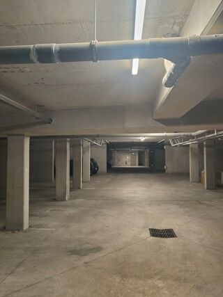  Parking / Garage � louer 20 m�