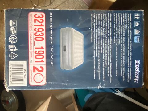 Matelas gonflable automatique 2 personnes 35 Saint-Jean-d'Ang�ly (17)