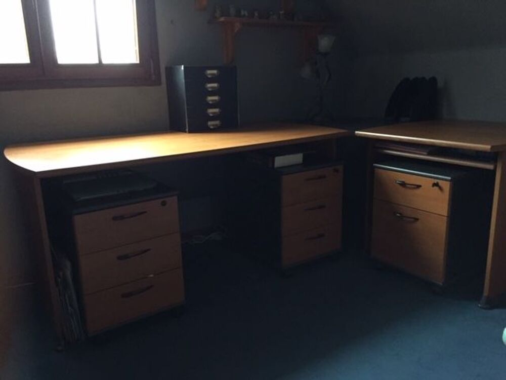 Bureau de qualit&eacute; marque GAUTIER 
Meubles