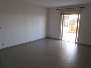  Appartement à louer 2 pièces 45 m²