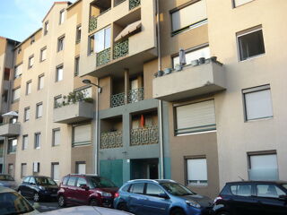  Appartement à louer 3 pièces 58 m²