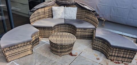 Ensemble d'un salon de jardin. 59 Lanton (33)