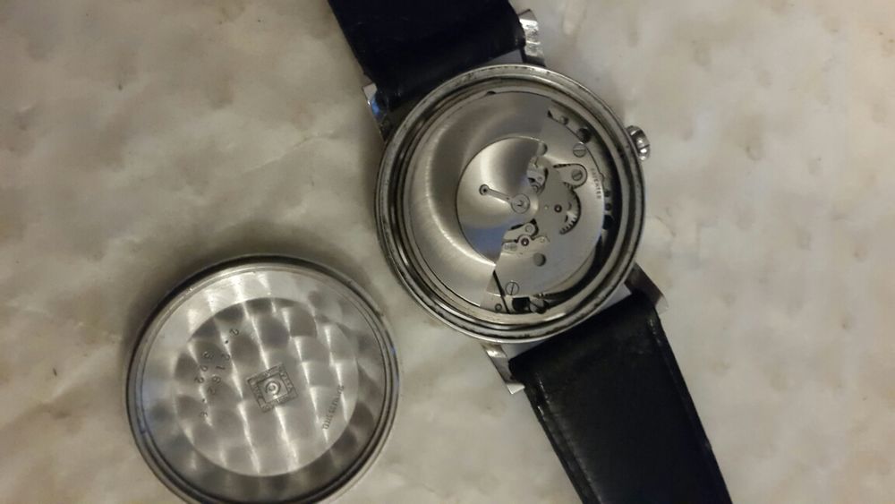 CYMA AUTOROTOR Bijoux et montres