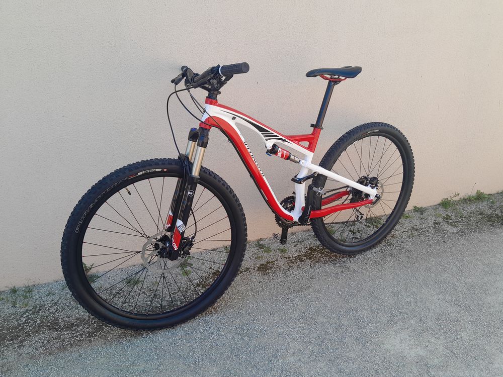 VTT HOMME DE LA MARQUE SPECIALIZED CAMBER &Eacute;LITE Vlos