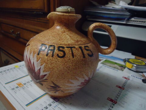 CARAFE A PASTIS NEUF FAIT ARTISAN AVEC POIGNET H16 EN GRES  0 Chartres (28)