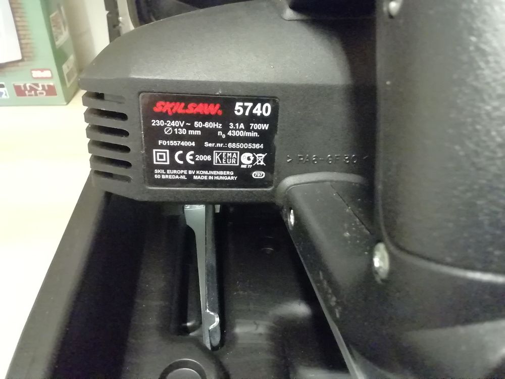Scie circulaire &eacute;lectrique portative SKILSAW 700w Bricolage