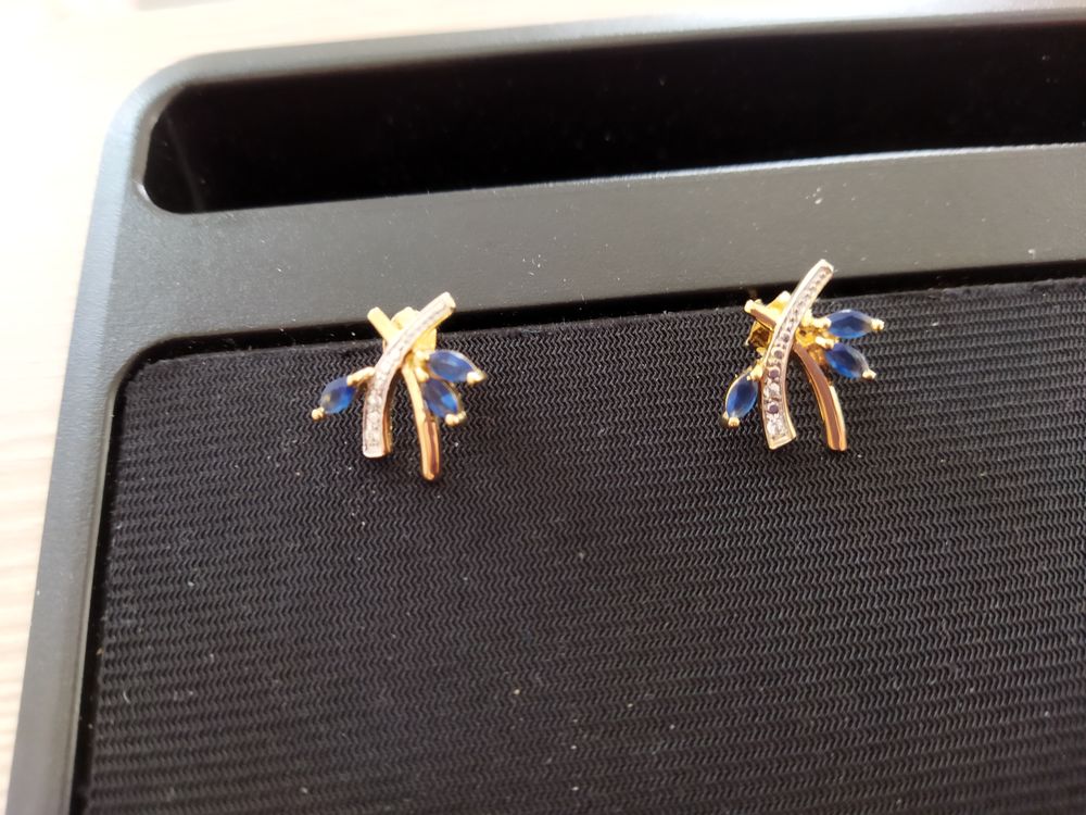 BOUCLES OREILLES PLAQUE OR Bijoux et montres