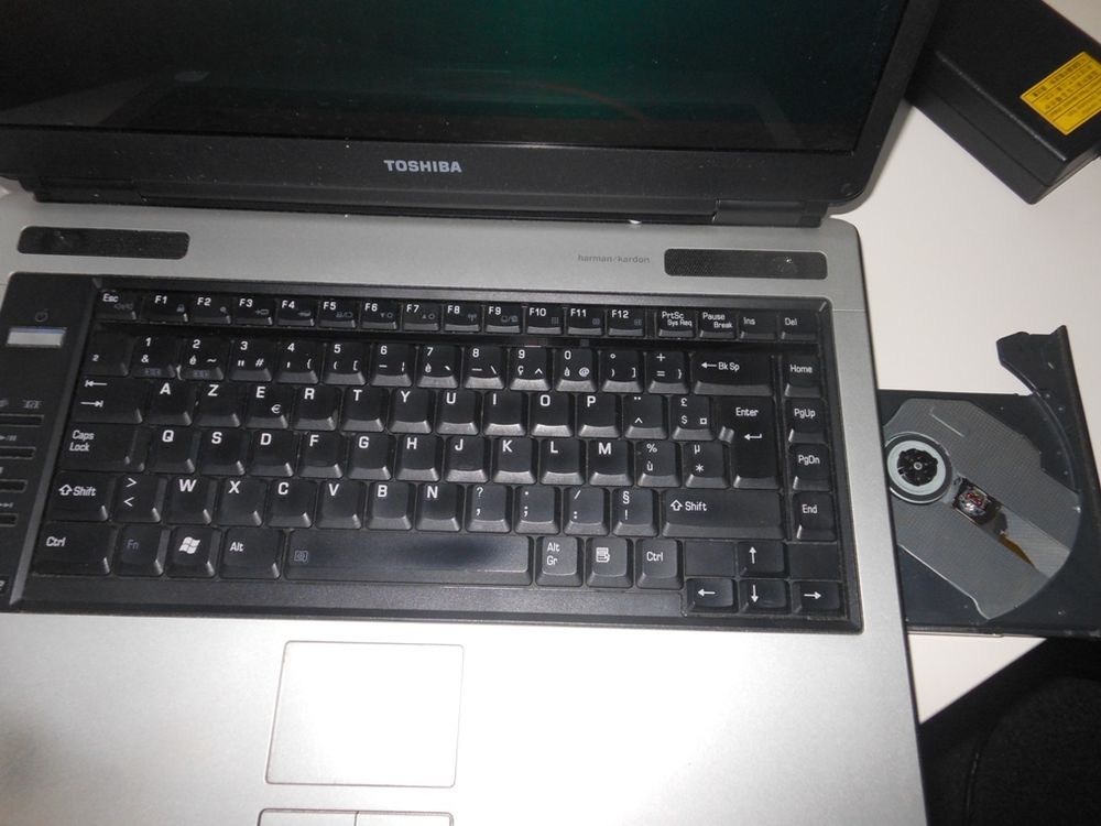 PC Portable TOSHIBA A 100- 386 =80€
Matériel informatique
