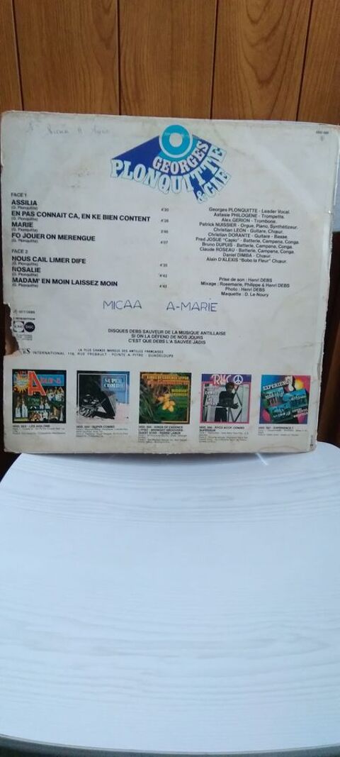 UN VINYLE DE CHANSONS TROPICALE 5 Brie-Comte-Robert (77)