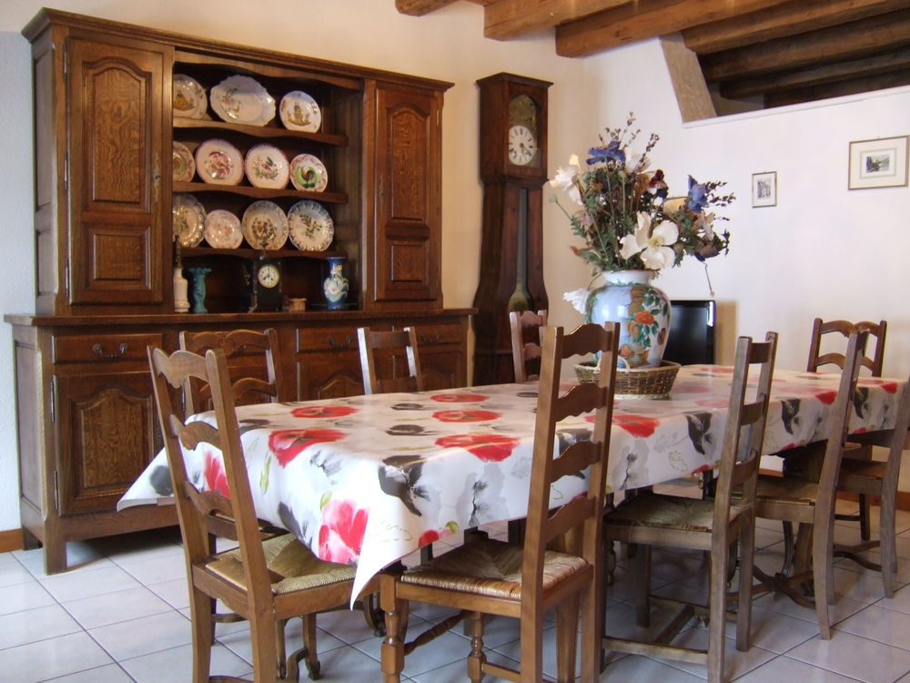   Grand gîte duplex de 120m2 en 4 Étoiles piscine chauffée  Franche-Comté, Sarrageois (25240)