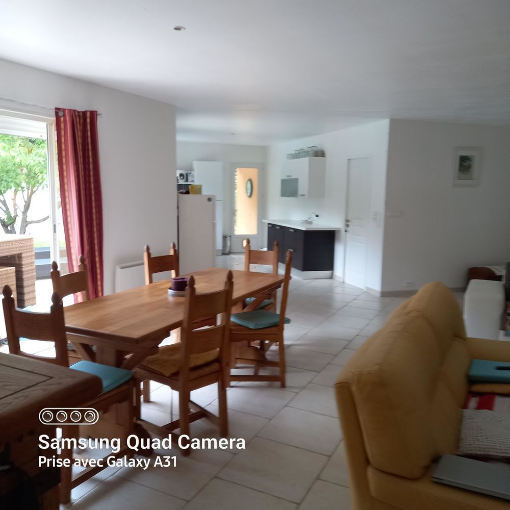 Vente Maison maison 107m², piscine, terrain 1595m² Saint-julien