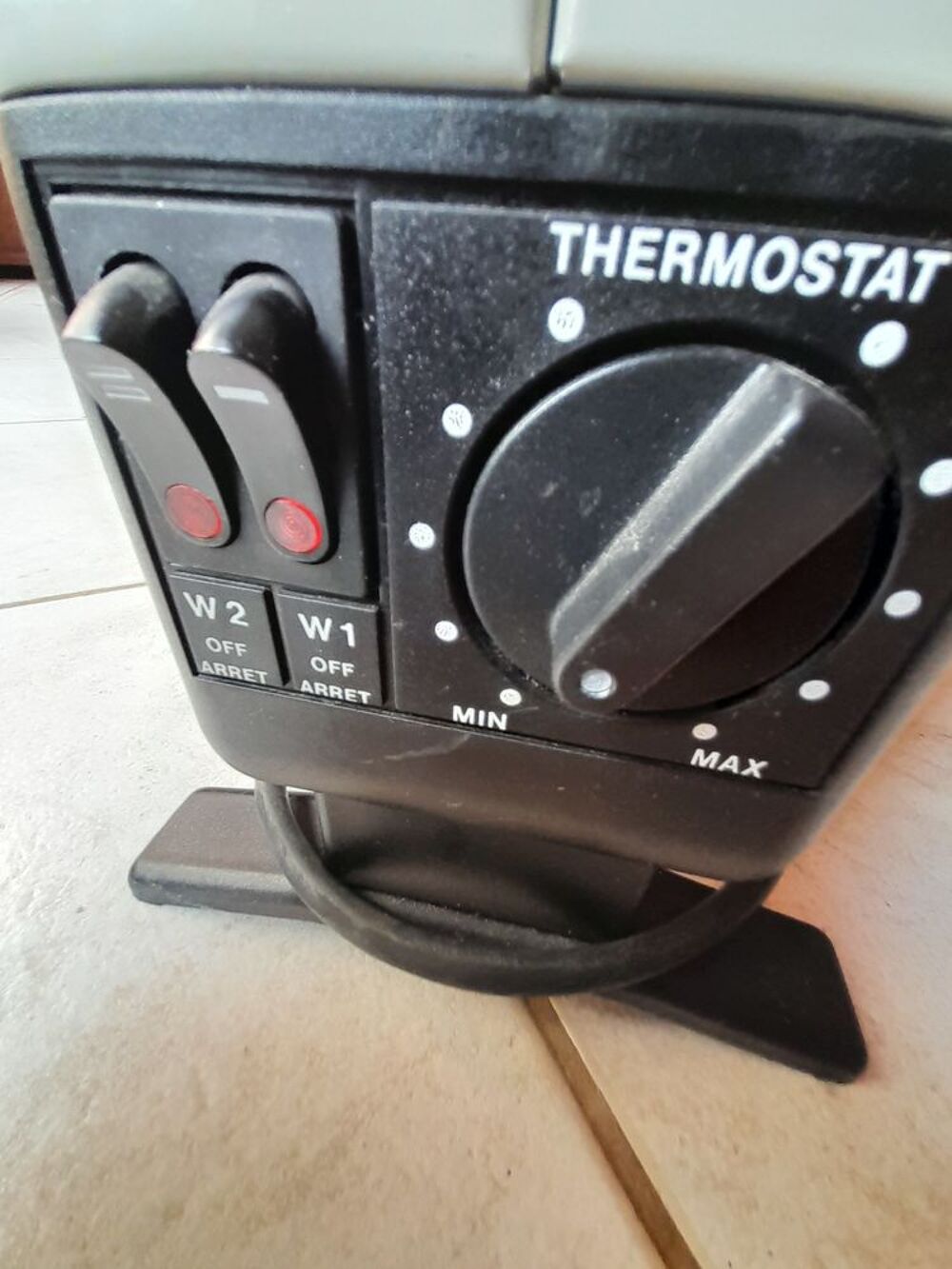 1 RADIATEUR ELECTRIQUE SOGAL Electroménager