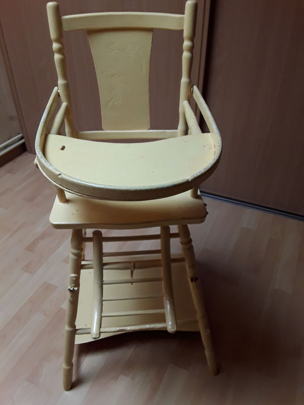 Chaise haute de table pour bebe en bois vintage de 1940 Puriculture