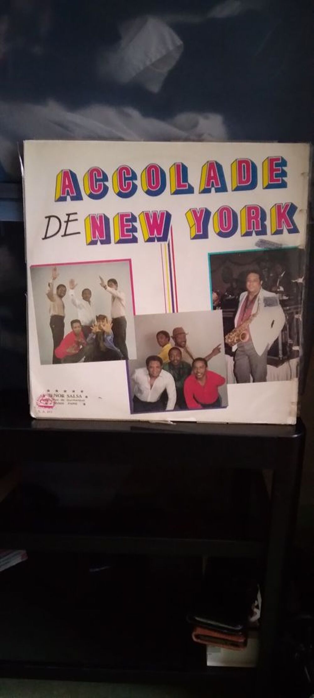 UN ALBUM DE MUSIQUE TROPICALE VINTAGE CD et vinyles