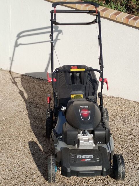 Tondeuse thermique Eurbauer servi quelques heures  220 Boissise-le-Roi (77)